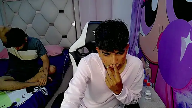 Maxwell boys online show from 9, 2, 2026