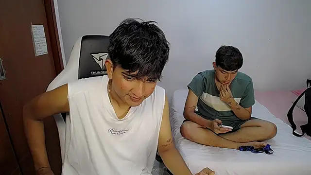 Maxwell boys online show from 26, 2, 2026