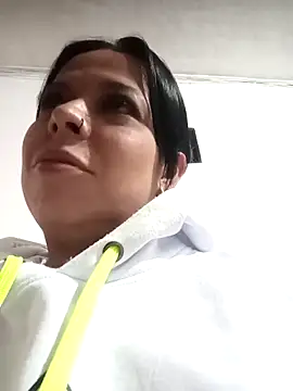 RossyAlvarez online show from 26, 4, 2026