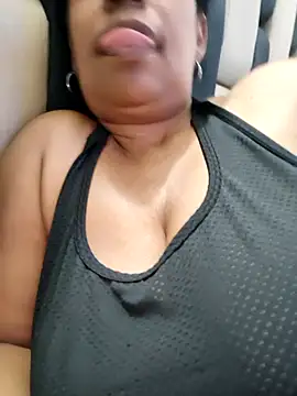 Zeyllyjhonson online show from 28, 4, 2026