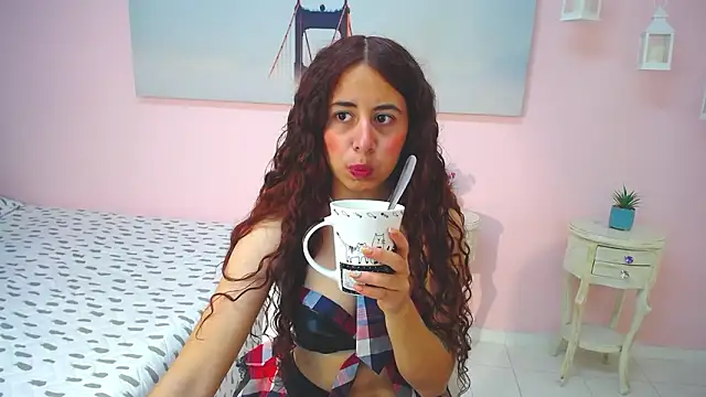 scarlett clyde online show from 3, 3, 2026