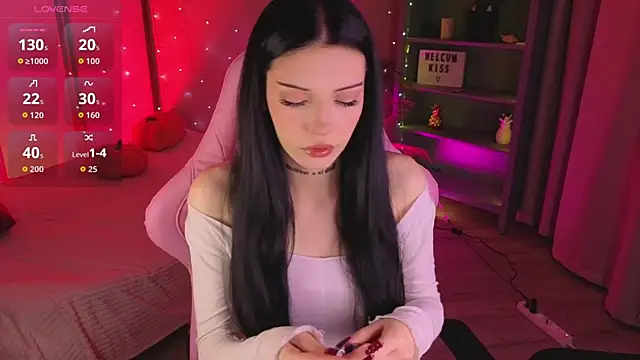 Kelly  Bunny online show from 29, 4, 2026