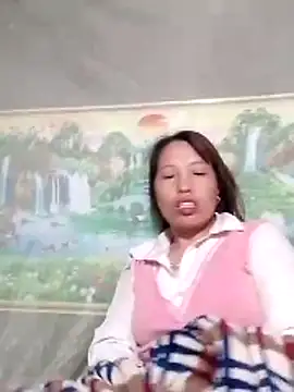 Gummiesu online show from 24, 4, 2026