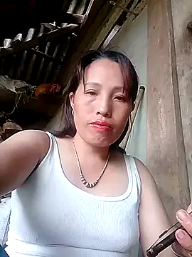 Snapshot of Gummiesu chatting on 7, 5, 2026 Gummiesu online show from 7, 5, 2026