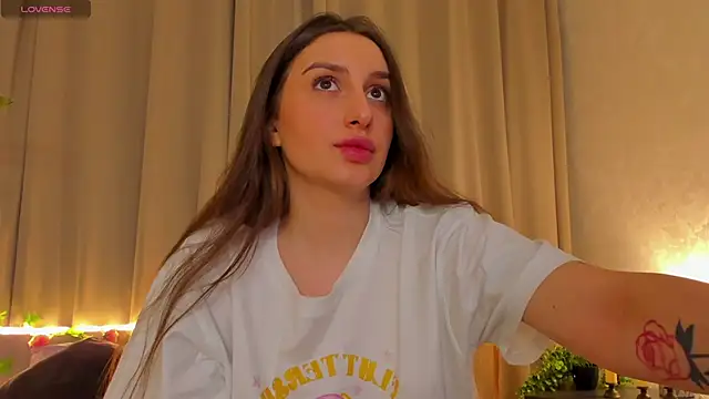 Celine Coello online show from 19, 4, 2026