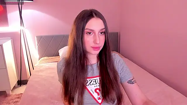 Celine Coello online show from 4, 6, 2026