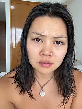 ruanruan05 online show from 13, 4, 2026