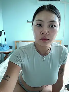 ruanruan05 online show from 14, 4, 2026