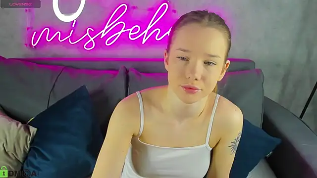 Nicole Vasquez online show from 21, 4, 2026