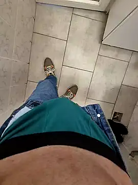 Snapshot of vali23 chatting on 17, 2, 2026 vali23 online show from 17, 2, 2026