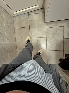 Snapshot of vali23 chatting on 21, 2, 2026 vali23 online show from 21, 2, 2026