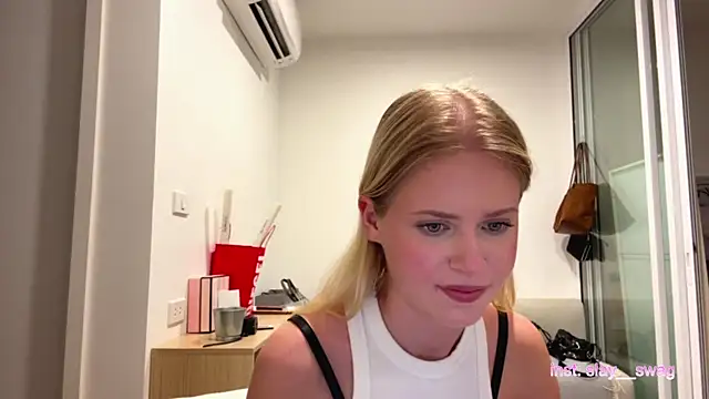 Snapshot of Slay_Swag chatting on 9, 2, 2026 Slay Swag online show from 9, 2, 2026