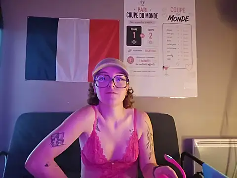 Snapshot of ju_juliette chatting on 15, 6, 2026 ju juliette online show from 15, 6, 2026