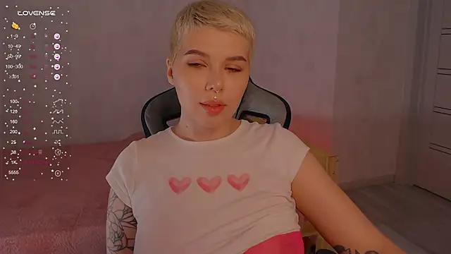 Elise Day online show from 25, 6, 2026