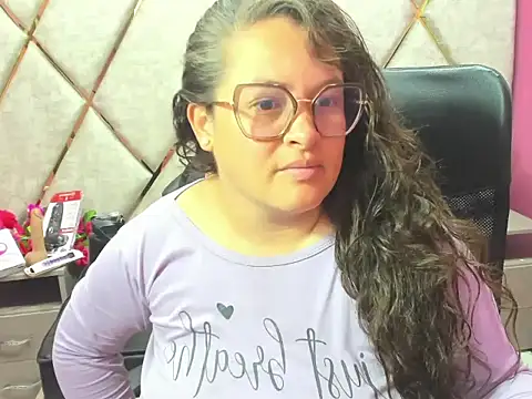 Sarah Boobs  online show from 21, 4, 2026