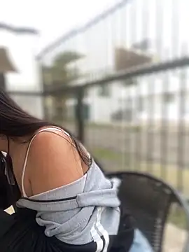 StrawberryPink  online show from 17, 2, 2026