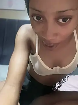 Snapshot of diamond_Ines chatting on 3, 2, 2026 diamond Ines online show from 3, 2, 2026