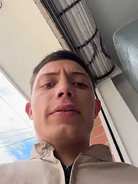 santiObrero online show from 24, 4, 2026