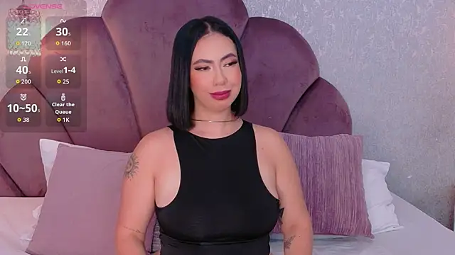 Snapshot of Sienna-Gold chatting on 18, 5, 2026 Sienna-Gold online show from 18, 5, 2026