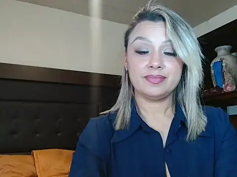 aitanalove  online show from 6, 2, 2026