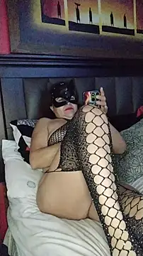 Linamadura online show from 26, 7, 2026