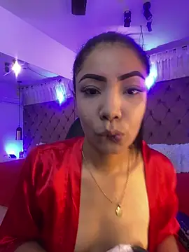 Auri   online show from 25, 4, 2026