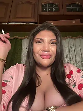 Snapshot of MinaKhalina chatting on 5, 8, 2026 MinaKhalina online show from 5, 8, 2026