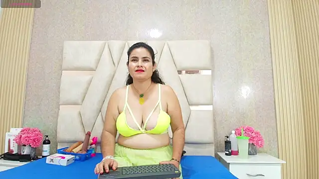 CrystallGomes online show from 18, 4, 2026