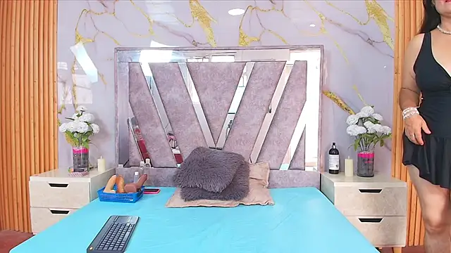 CrystallGomes online show from 19, 4, 2026