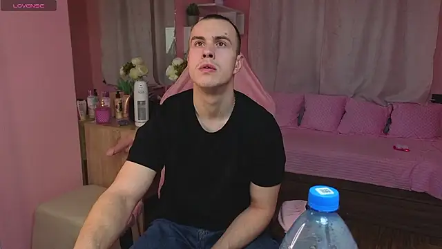 Kris Braun online show from 8, 3, 2026