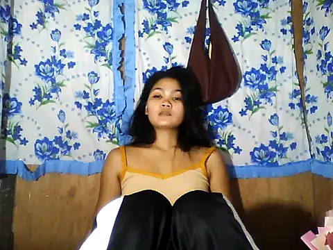 Snapshot of PinaySkinnyJust18 chatting on 10, 5, 2026 PinaySkinnyJust18 online show from 10, 5, 2026