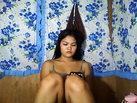 Snapshot of PinaySkinnyJust18 chatting on 13, 5, 2026 PinaySkinnyJust18 online show from 13, 5, 2026