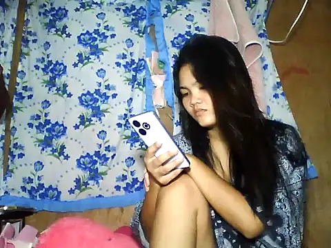 Snapshot of PinaySkinnyJust18 chatting on 3, 6, 2026 PinaySkinnyJust18 online show from 3, 6, 2026