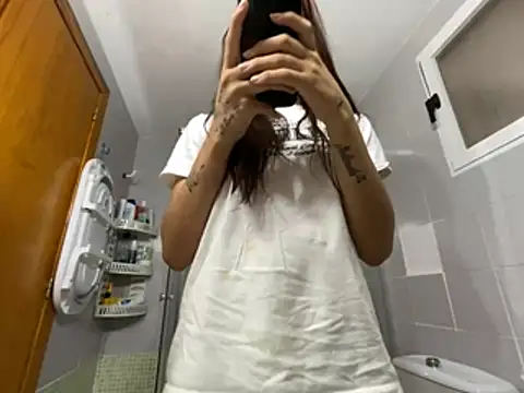 Lily WellGifted online show from 7, 6, 2026