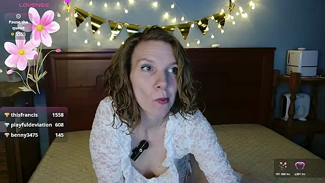 Daisy Lovely online show from 17, 4, 2026