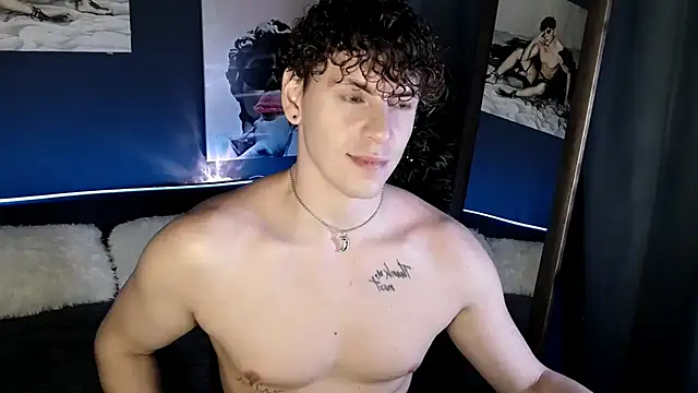 Snapshot of TylerGibson chatting on 18, 7, 2026 TylerGibson online show from 18, 7, 2026