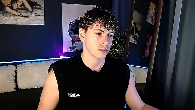 Snapshot of TylerGibson chatting on 30, 7, 2026 TylerGibson online show from 30, 7, 2026