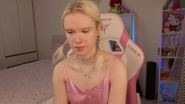 Mia WaterFall online show from 9, 3, 2026