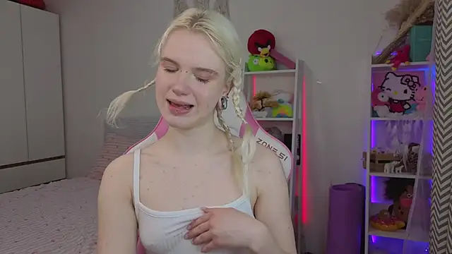 Mia WaterFall online show from 7, 4, 2026