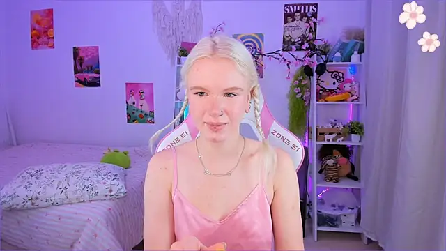 Mia WaterFall online show from 29, 7, 2026