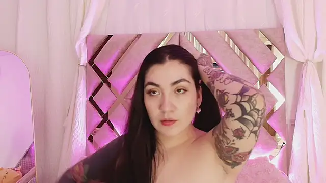 KathiaJenner online show from 18, 4, 2026