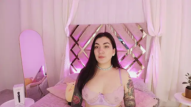 KathiaJenner online show from 22, 4, 2026