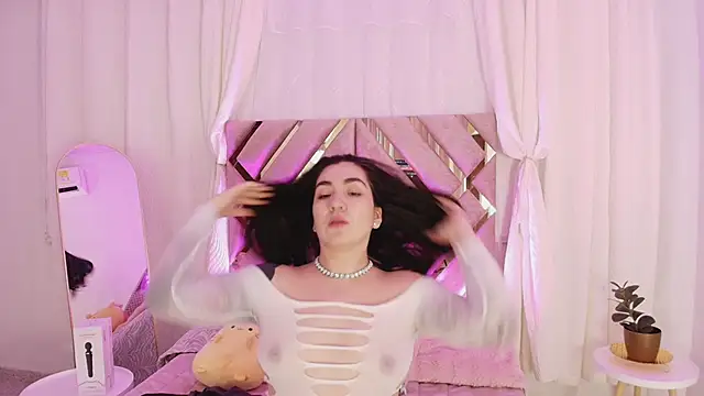 KathiaJenner online show from 23, 4, 2026