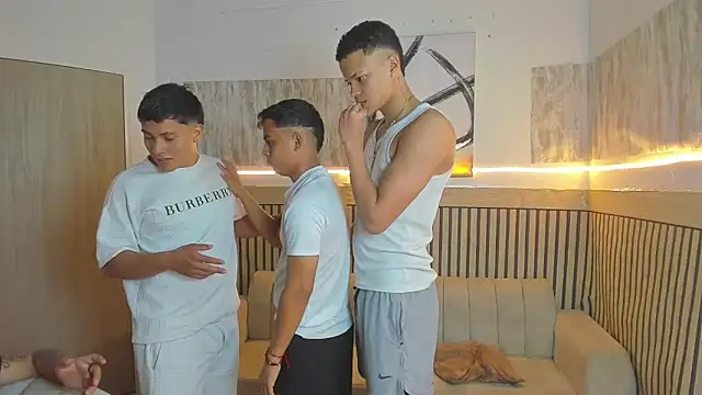 friendslikeplay online show from 4, 3, 2026