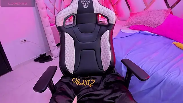 tatiana  ayala online show from 20, 2, 2026