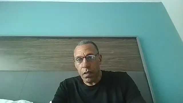 swimmer2496 online show from 16, 5, 2026