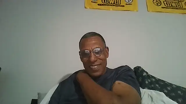 swimmer2496 online show from 23, 5, 2026