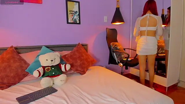 lanablacke  online show from 4, 3, 2026