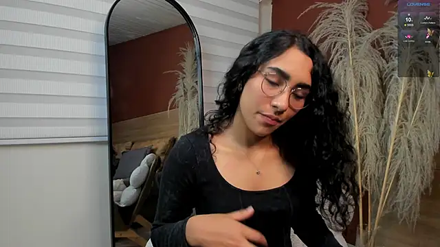 scarlett25   online show from 23, 4, 2026