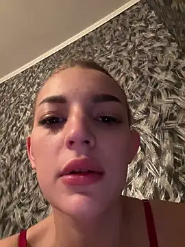 Snapshot of SashaPri chatting on 9, 3, 2026 SashaPri online show from 9, 3, 2026